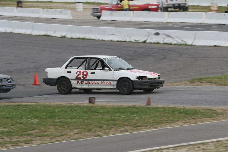 Illustration for article titled The 24 Hours Of LeMons New England 2009 Über Gallery, Part 2